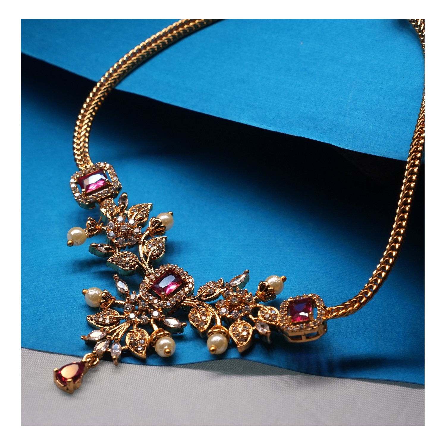 Kundan Neck Set