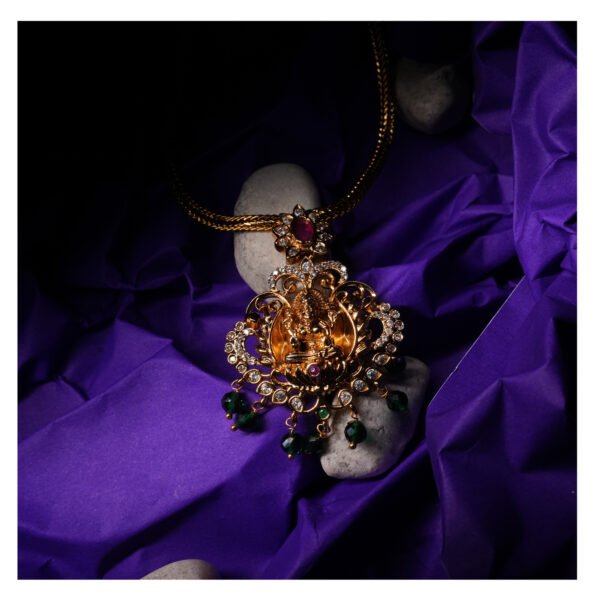 Laxmi Battu Neck Set